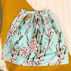 NWT MIDI Francesca’s skirt